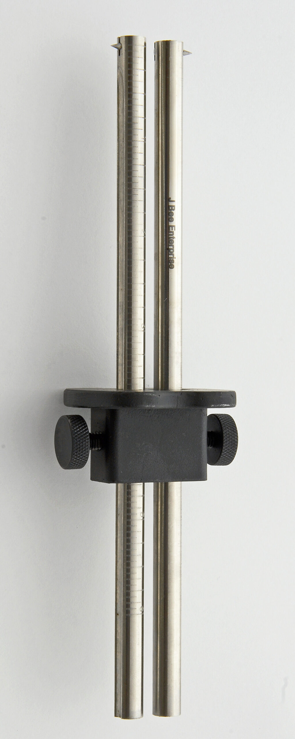 Double bar MG9 7" Engraved Stainless Steel rods scribe 2 Double bar MG9 7" Engraved Stainless Steel rods scribe